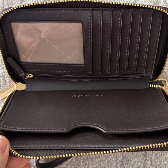 Michael Kors Monogram Wallet/wristlet with Gold and White Accents - Picture 3 of 3